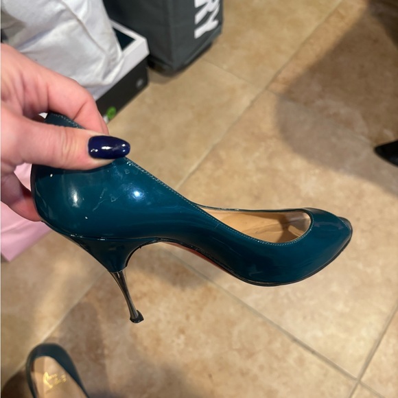 Christian louboutin heels - Picture 8 of 10
